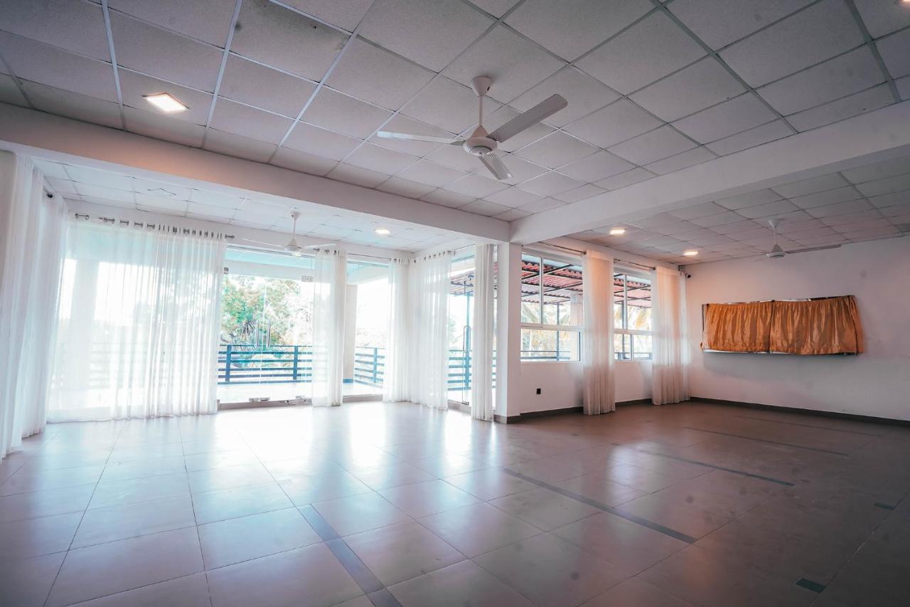 Sun Ray Rest House Passikudah Экстерьер фото